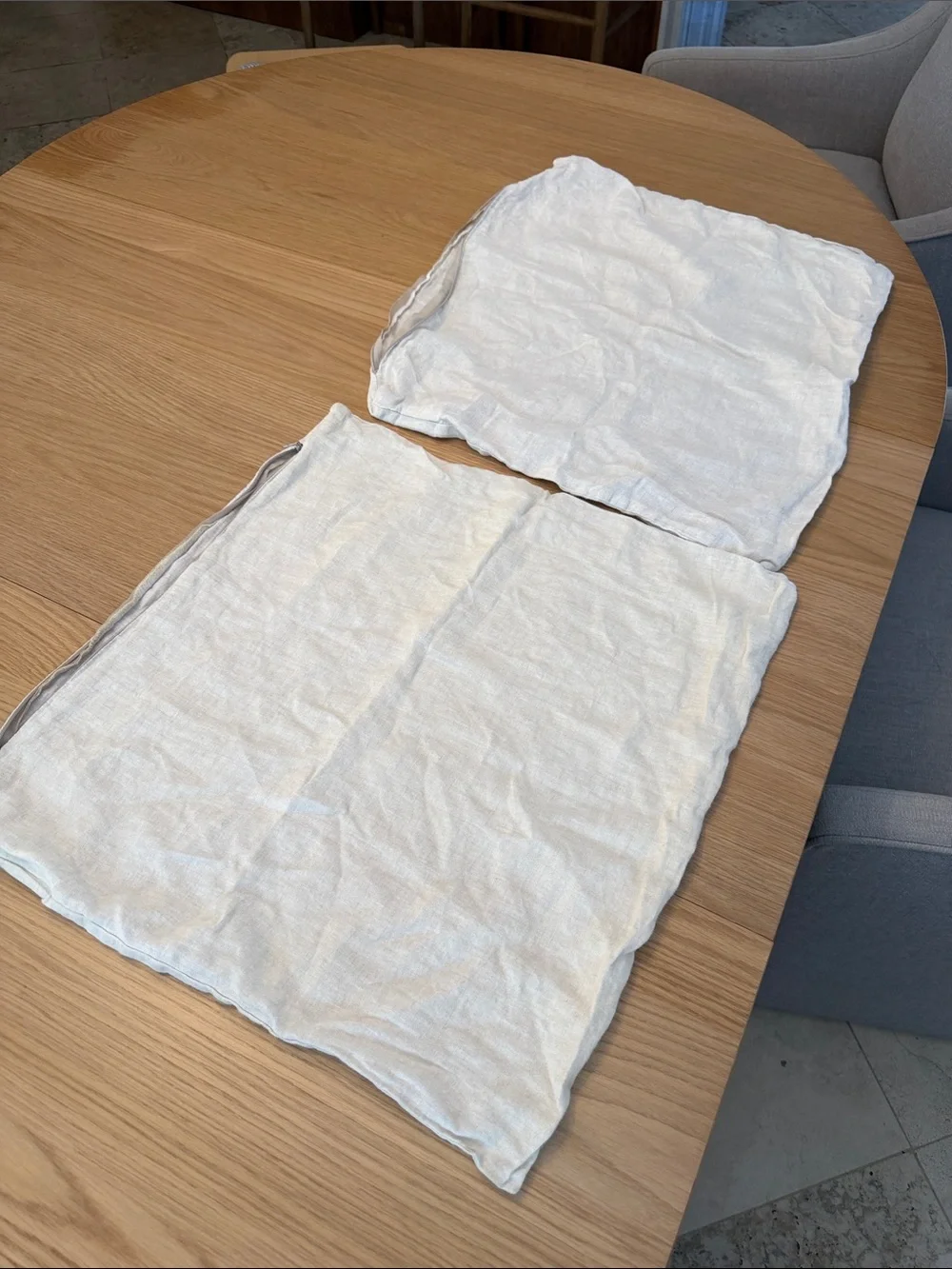 Parachute 100% linen 20x20 inch set of 2 pillow covers